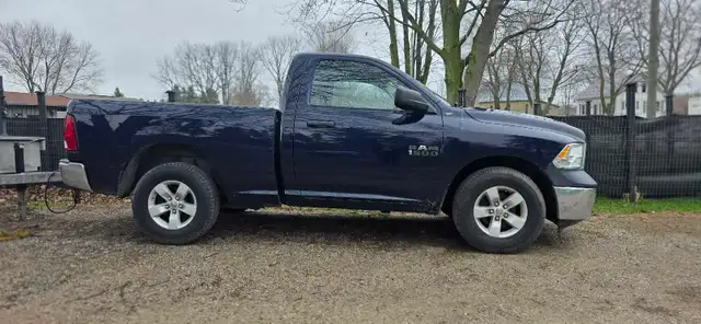 2013 Dodge Ram 1500 - Photo 2