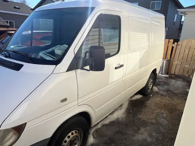 2004 Dodge Sprinter 2500 Diesel - Photo 4