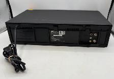 JVC hr-up670u Home VCR/VHS Player - No Remote - Photo 2