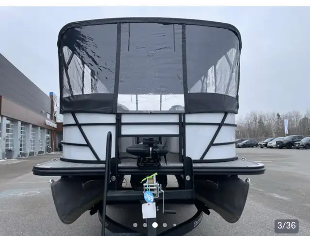 2023 legend E Seties 23 Lounge Sport Pro Pontoon - Photo 7