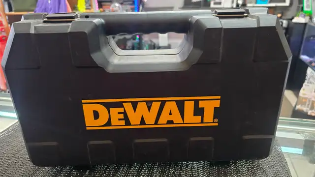 20-Volt MAX XR Lithium-Ion Cordless 1/2 in. Brushless - Photo 3