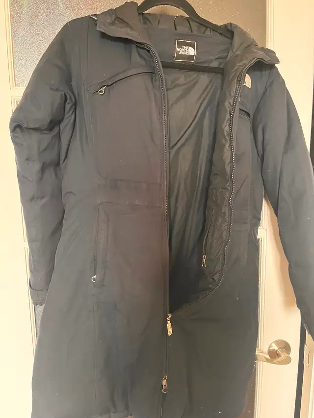 North face winter jacket for women size S in very good condition - Photo 2