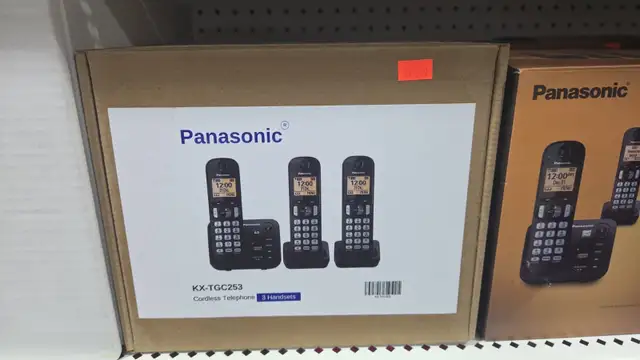 PANASONIC KX-TGC253 CORDLESS PHONE (3 HANDSETS