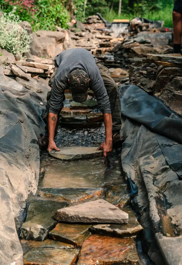 Landscape & Maintenance Laborers WANTED