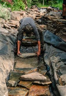 Landscape & Maintenance Laborers WANTED