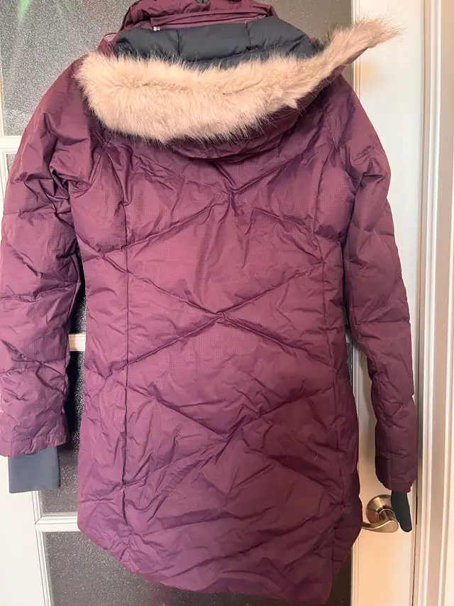 Columbia winter jacket for women size S like new - Photo 2