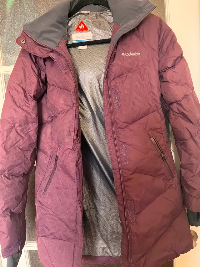 Columbia winter jacket for women size S like new - Photo 3