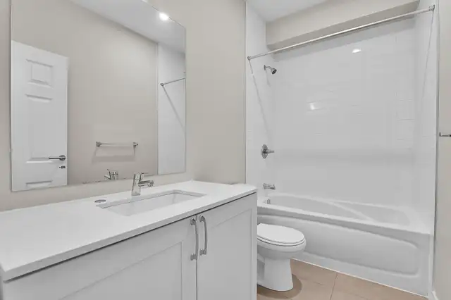 2 Beds 2.5 Baths Townhouse - Photo 10