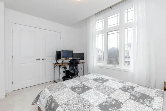 Beautiful  Detached Home For Sale in Brantford - Photo 9