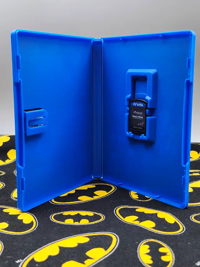 Yomawari: Night Alone - In Case - PS Vita (#2899) - Photo 2