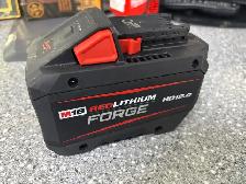 Milwaukee 18V 12AH forge battery