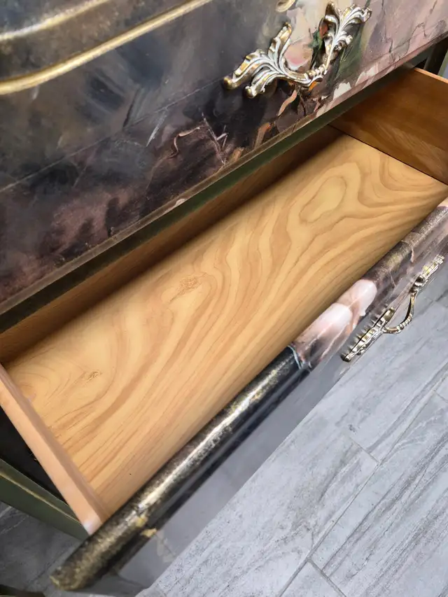 5 DRAWER FLORAL DRESSER - Photo 5