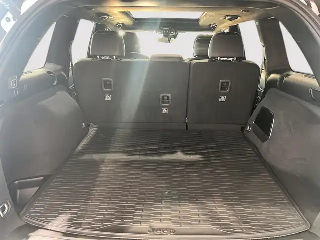 2025 Jeep Grand Cherokee L Summit Reserve 4x4 - Photo 16