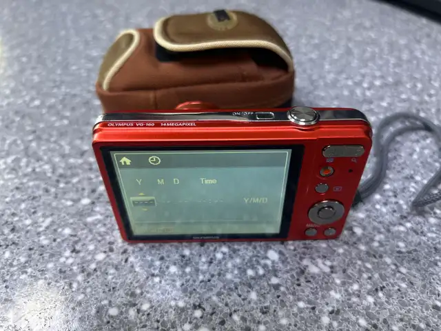 Olympus VG-160 14MP Digital Camera - Photo 3