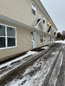 Room Rental - Photo 7