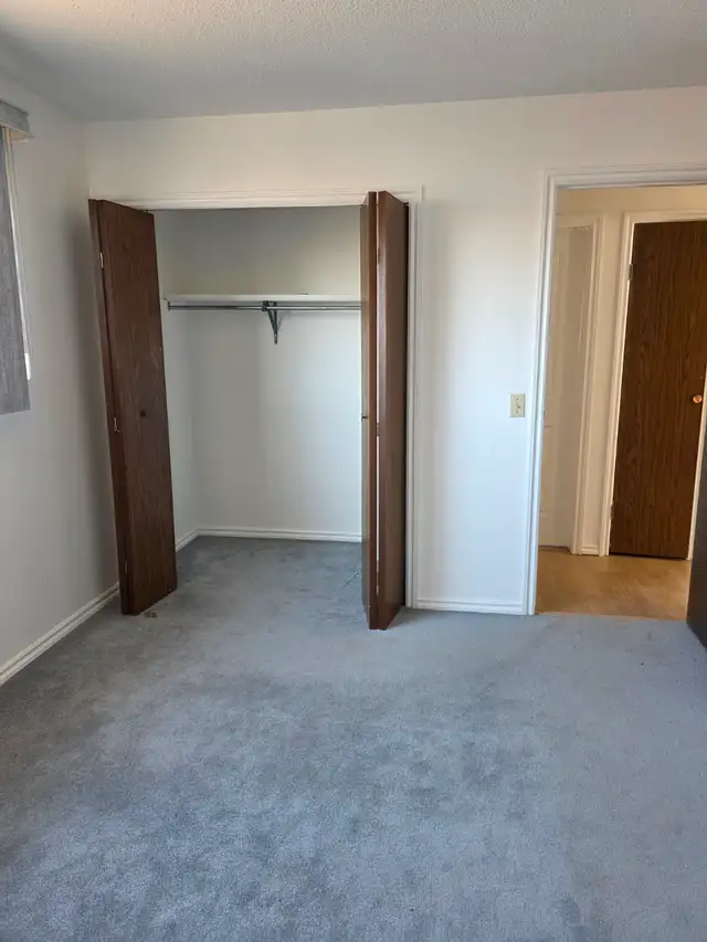 3 Bedroom Main level - Photo 8