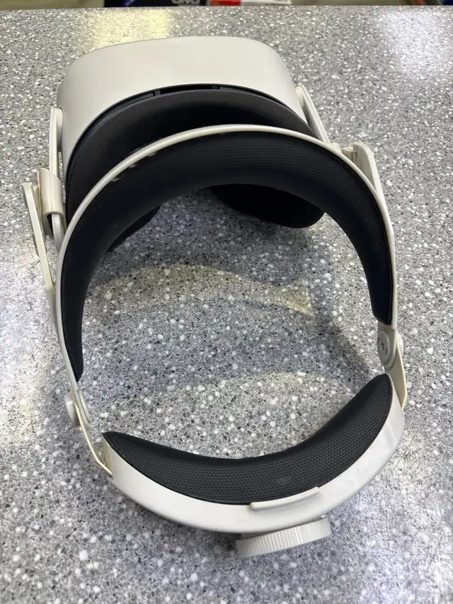 Oculus Quest 2 256G VR Headset W Pro Strap - Photo 3