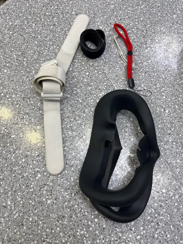 Oculus Quest 2 256G VR Headset W Pro Strap - Photo 6