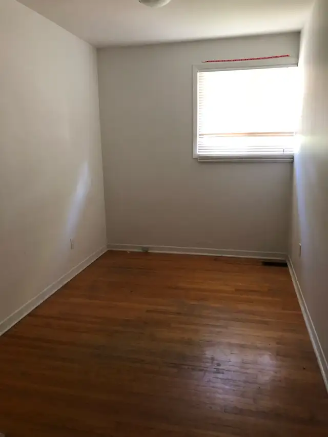 Laurier or WU Off campus housing - Photo 4