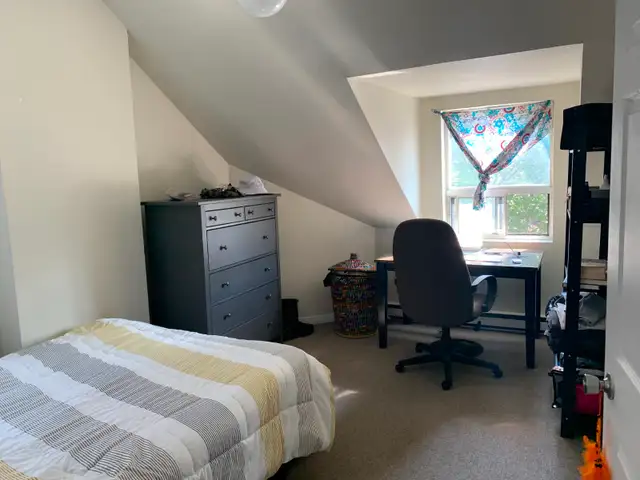 Bright 2 bdrm/Deck near Little Italy June 1st - Photo 8