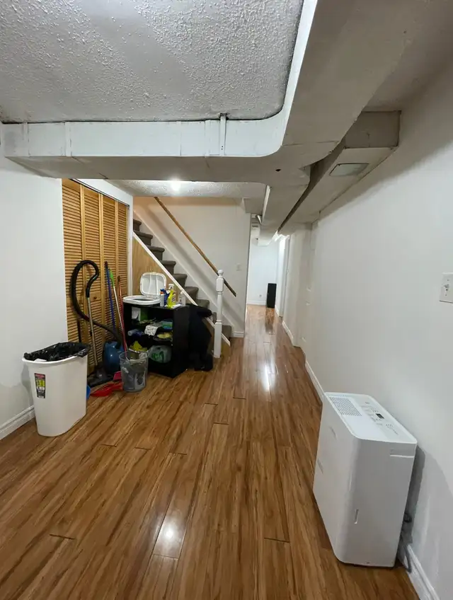 Room for Rent in Waterloo for Female Tenant - Photo 6