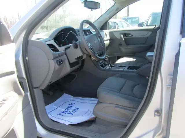2017 Chevrolet Traverse AWD, No Accidents, 7 riders, CERTIFIED W - Photo 10