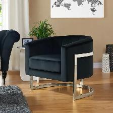 LUXURIOUS ACCENT CHAIR IN BLACK VELVET AND CHROME BASE!