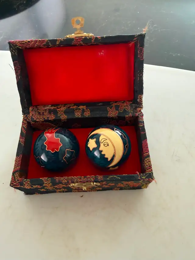 Chinese exercise / Massage Chime Balls