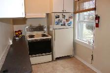 100 Helen 1 bedroom shared Kingston Ontario - Photo 5