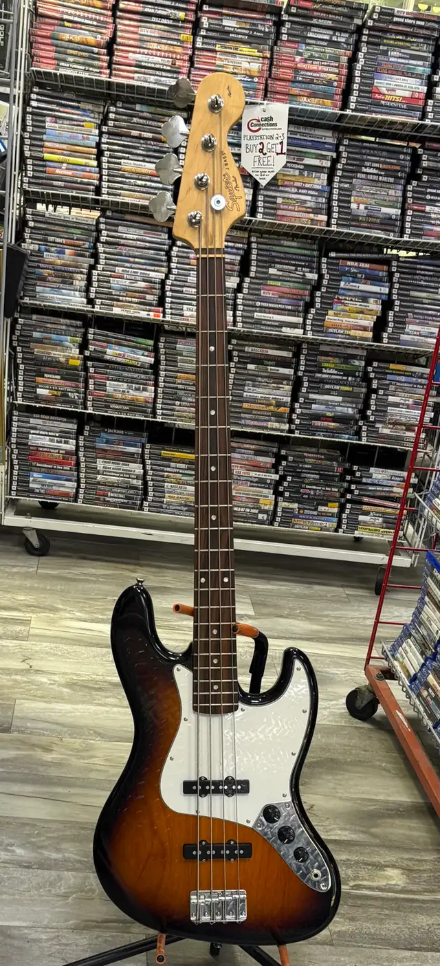 Squire J Bass 4 String