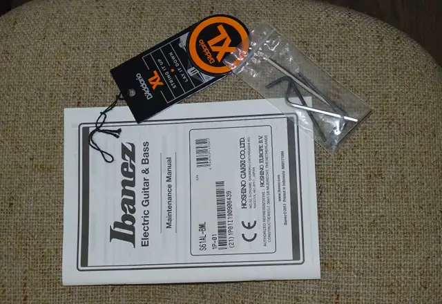 Ibanez S61 Axion Label guitar - Photo 9