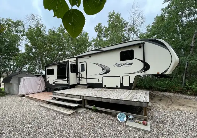 2018 Grand Design Reflection 36 ft. 5th Wheel