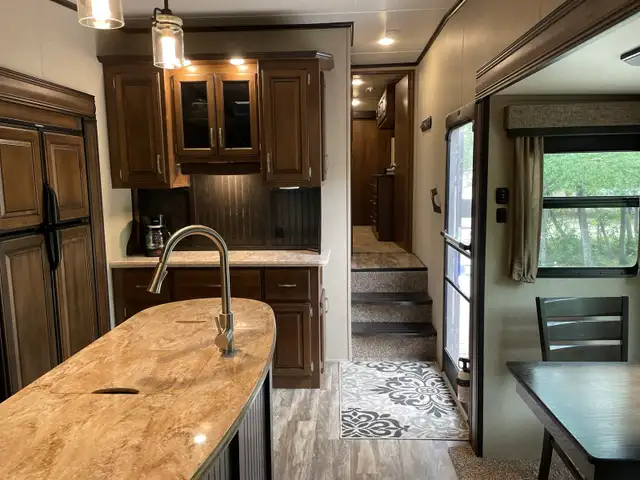 2018 Grand Design Reflection 36 ft. 5th Wheel - Photo 5