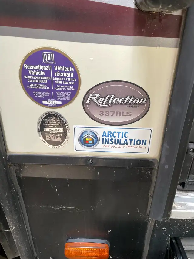 2018 Grand Design Reflection 36 ft. 5th Wheel - Photo 8