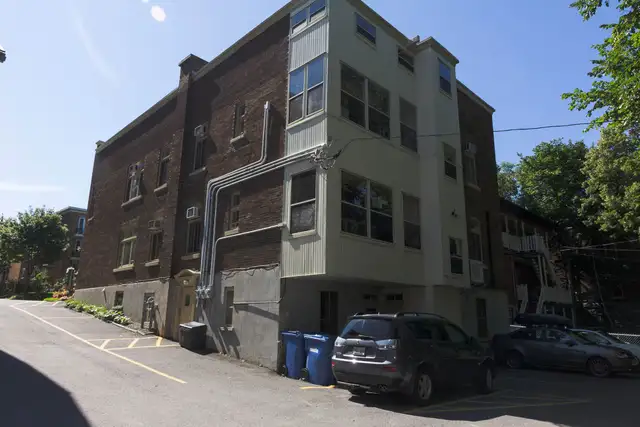 7 1/2 Montcalm Chemin Ste-Foy - Chauffé, eau chaude - Photo 6