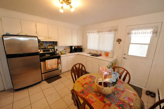 5 1/2 Limoilou Des Peupliers E. -Chauffé et eau ch.- 1er mai - Photo 8