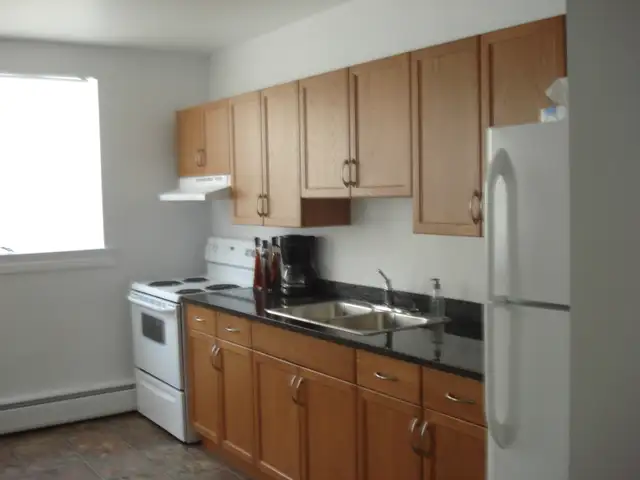 1 bedroom $897.00 - Photo 2