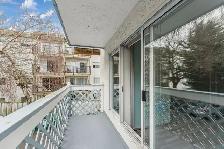Villa Superior - Bachelor available at 455 Superior St, Victoria - Photo 6