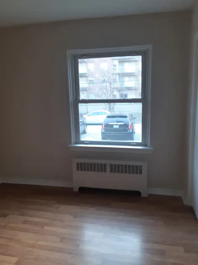 2 BR Apartments at WYANDOTTE ST., WINDSOR - Photo 18