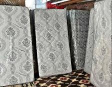 'Mattress Stock' Twin Mattress / Full Mattress : Queen Mattress