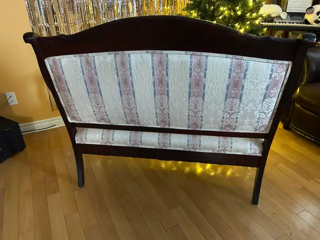 Antique Loveseat - Photo 2