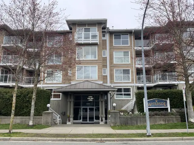 Richmond Waterside updated one bedroom condo near YVR for rent!