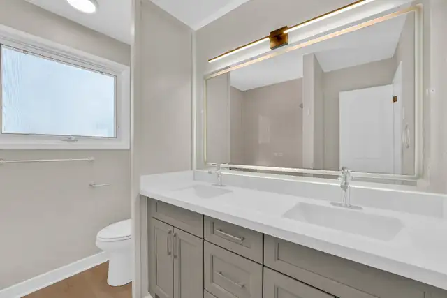 All-Inclusive 5–6BR Student House | Unlimited Internet!! - Photo 7