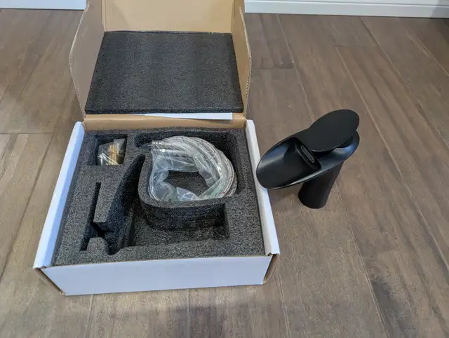 Brand New Matte Black Bathroom Faucet For Sale - Photo 3