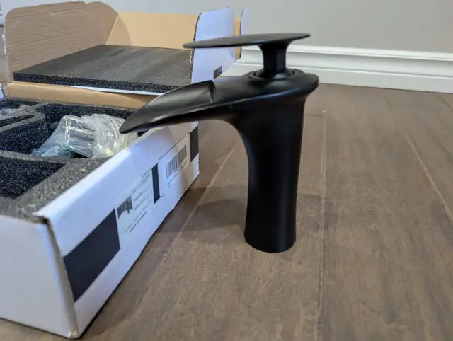 Brand New Matte Black Bathroom Faucet For Sale - Photo 5