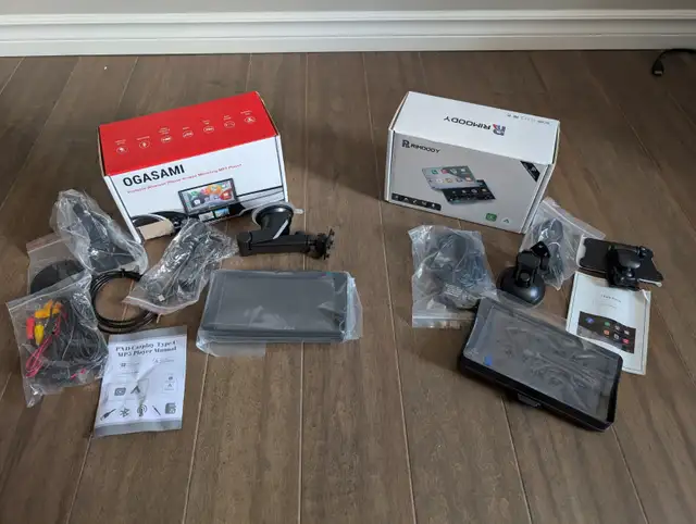 Brand New 7" Portable CarPlay Stereo Screen For Sale - Photo 3