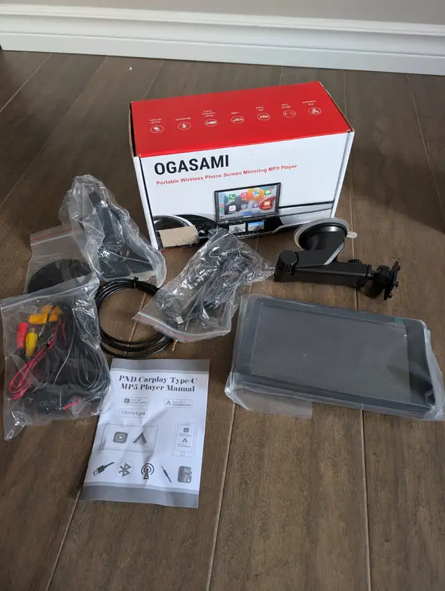 Brand New 7" Portable CarPlay Stereo Screen For Sale - Photo 4