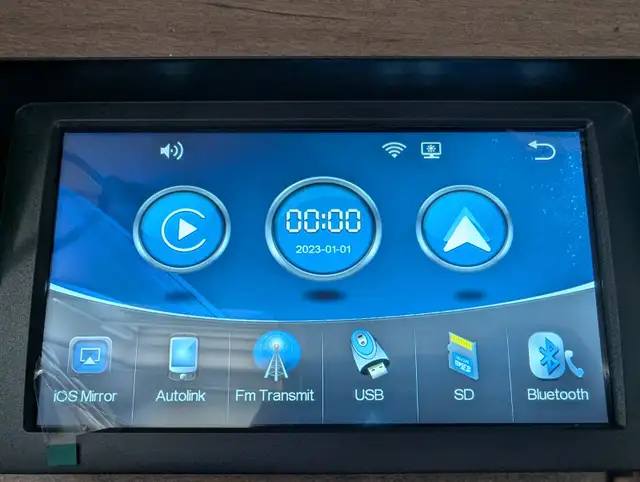 Brand New 7" Portable CarPlay Stereo Screen For Sale - Photo 10