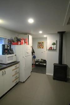 1 Bed 1 Bath Apartment - Photo 2