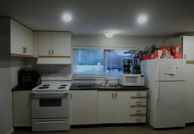 1 Bed 1 Bath Apartment - Photo 3